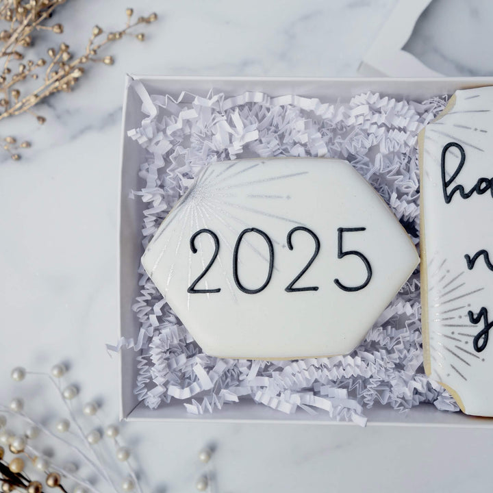 New Year's Eve 2025 | Decorated Duo