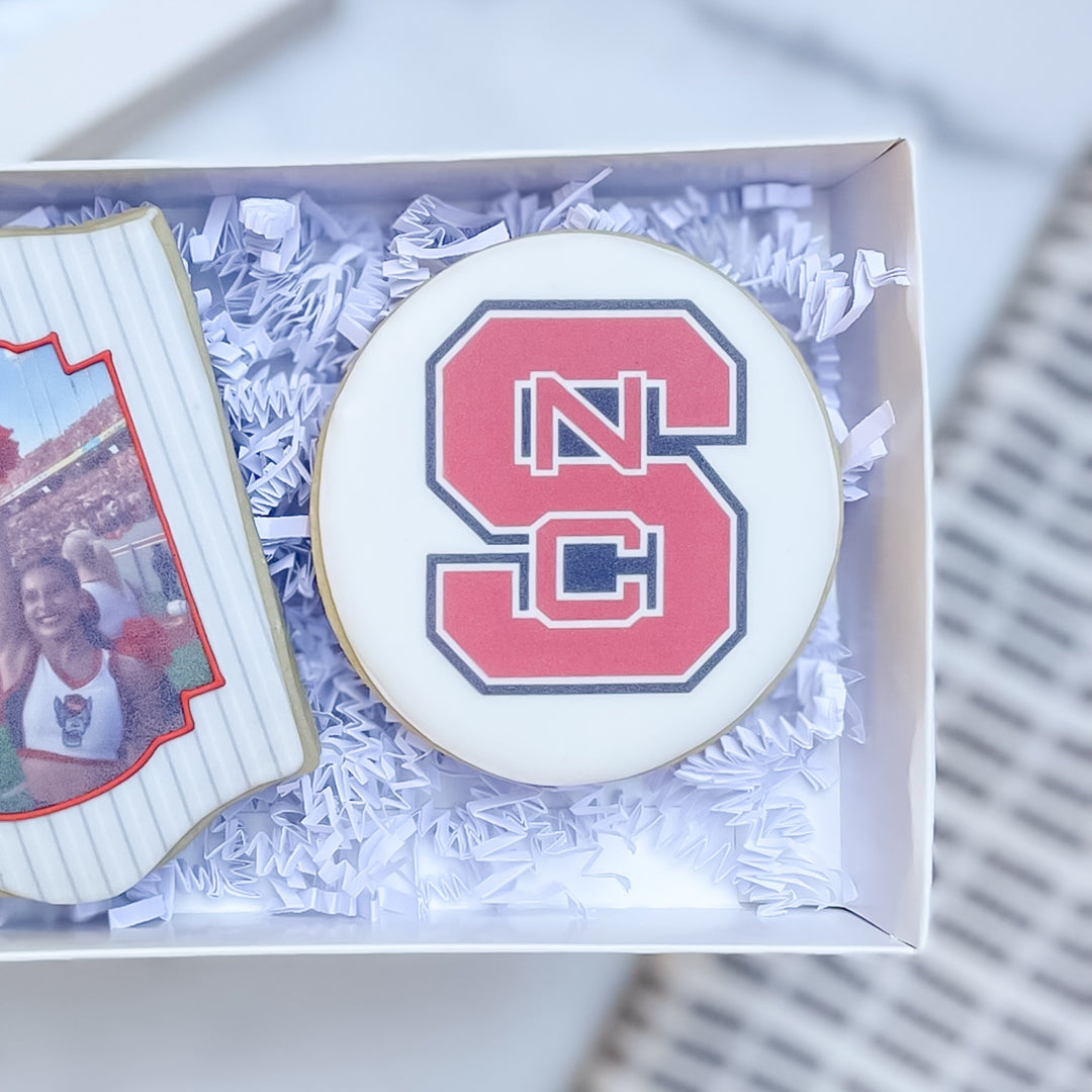 Graduation Duo | School Cheer - Southern Sugar Bakery