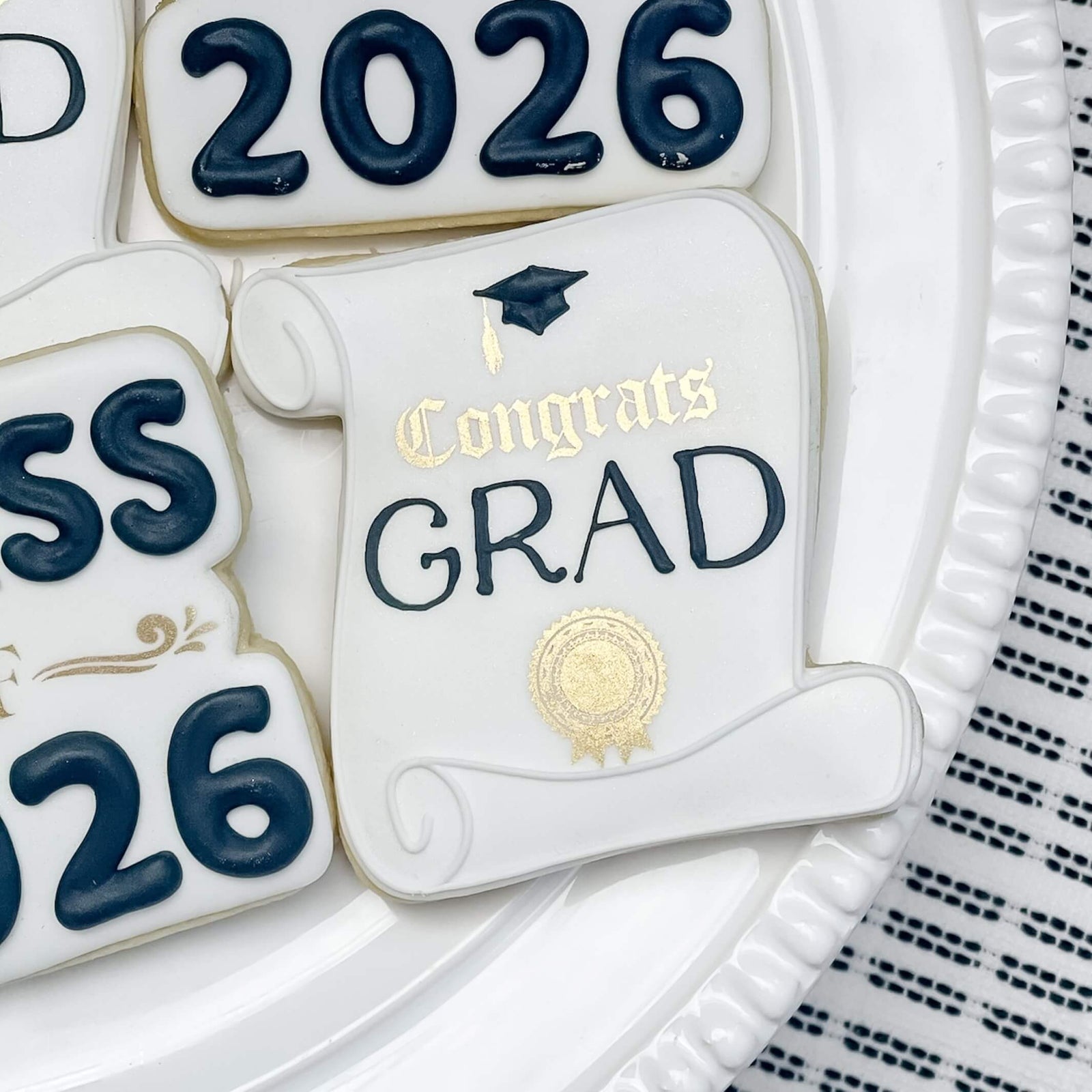 Graduation Set | Diploma Celebration - Southern Sugar Bakery