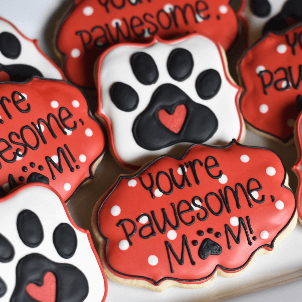 Custom Cookies - Dog Mom! - Southern Sugar Bakery